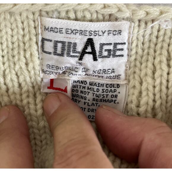 CollAge Rare Vintage Winter Hat and 6 ft. Scarf - Picture 7 of 7